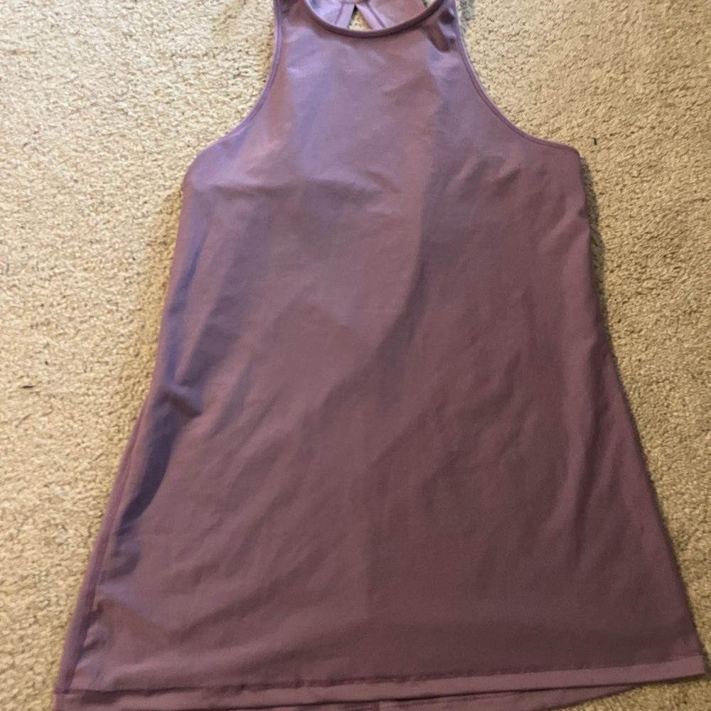 Women’s born primitive top size medium